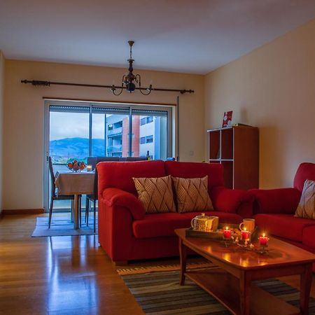 Vizinha'S Mommy'S Apartment Ponta Delgada المظهر الخارجي الصورة