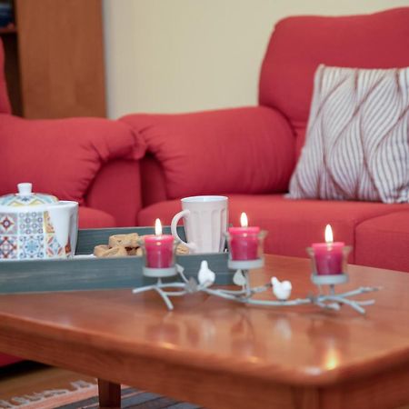 Vizinha'S Mommy'S Apartment Ponta Delgada المظهر الخارجي الصورة