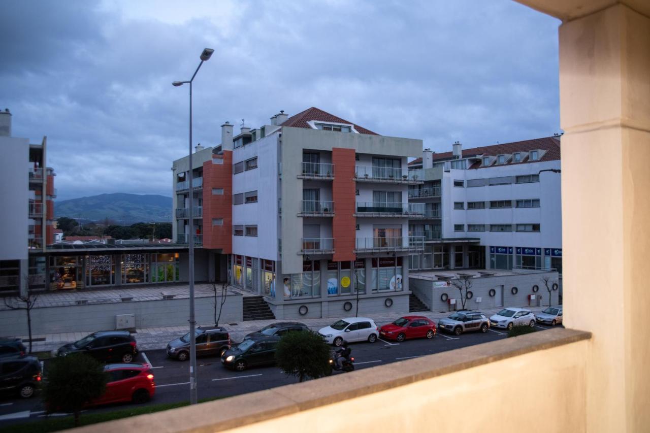 Vizinha'S Mommy'S Apartment Ponta Delgada المظهر الخارجي الصورة