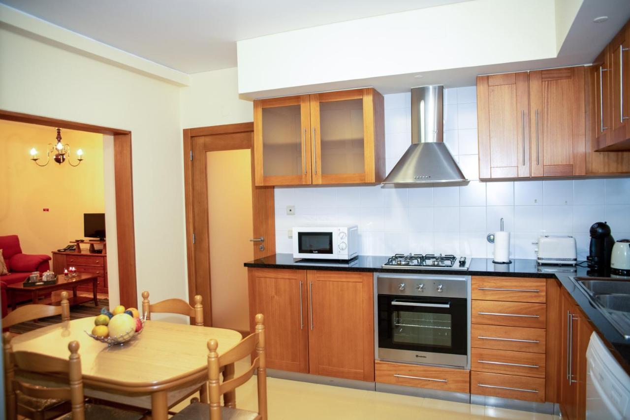 Vizinha'S Mommy'S Apartment Ponta Delgada المظهر الخارجي الصورة