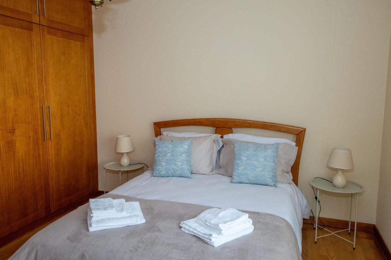 Vizinha'S Mommy'S Apartment Ponta Delgada المظهر الخارجي الصورة